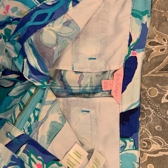 Lilly Pulitzer Shorts sz 6 - Picture 3 of 3